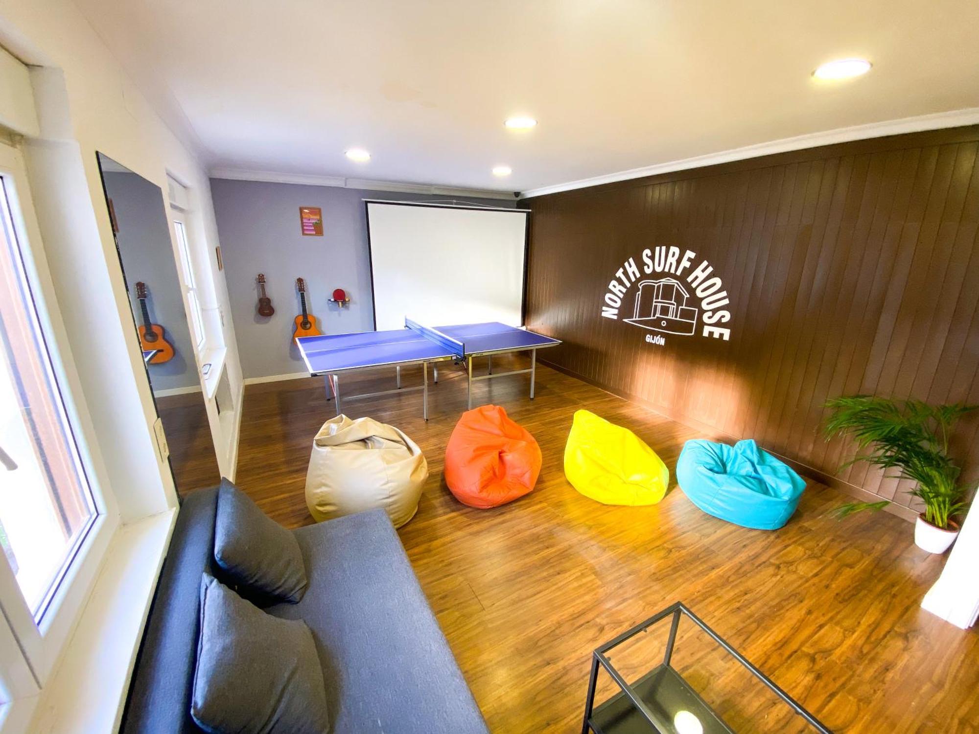 Hostel North Surf House Gijón Zewnętrze zdjęcie
